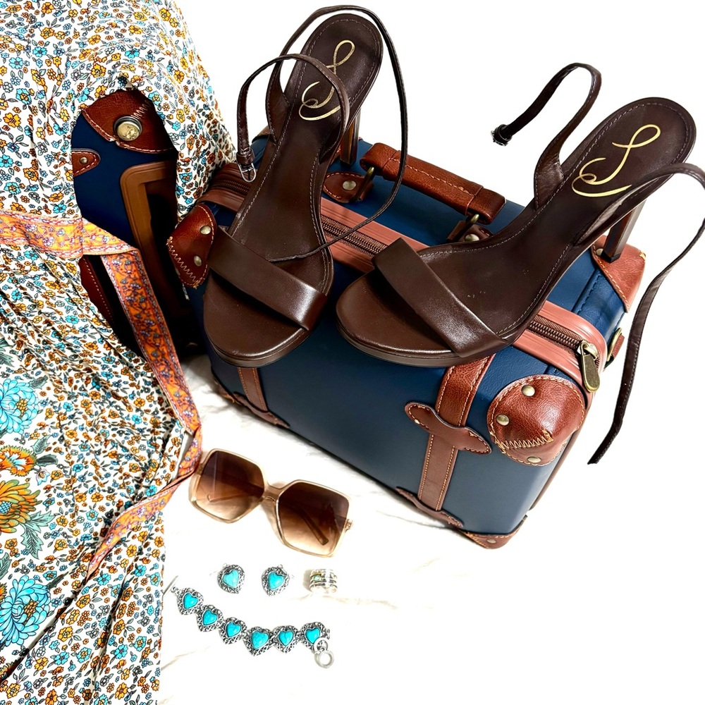 BOHO Bundle $100 ..for Dress, shoes, sandals, sunglasses, and jewelry included. - Picture 5 of 7